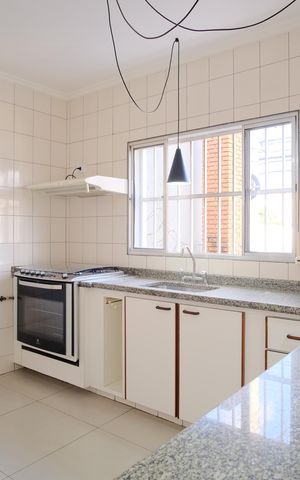 Casa à venda com 205m², 3 quartos e 4 vagasCozinha