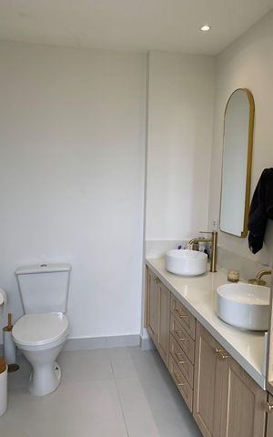 Apartamento à venda com 87m², 2 quartos e 2 vagasBanheiro da Suíte