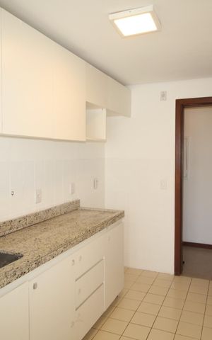 Apartamento à venda com 92m², 2 quartos e 1 vagaCozinha