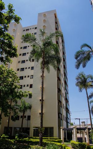 Apartamento à venda com 135m², 3 quartos e 3 vagas Apartamento à venda com 135m², 3 quartos e 3 vagasFACHADA