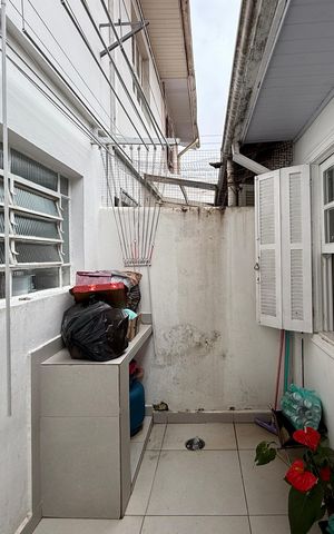 Casa à venda com 101m², 2 quartos e 1 vaga Casa à venda com 101m², 2 quartos e 1 vagaQuintal