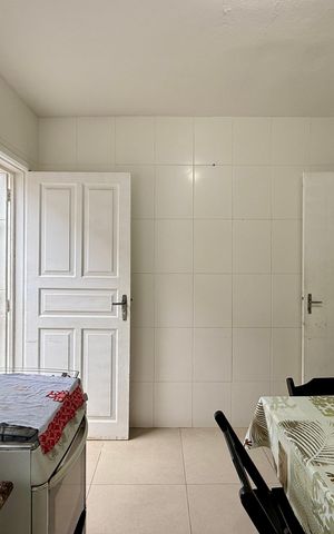 Casa à venda com 101m², 2 quartos e 1 vaga Casa à venda com 101m², 2 quartos e 1 vagaCozinha