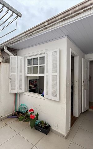 Casa à venda com 101m², 2 quartos e 1 vaga Casa à venda com 101m², 2 quartos e 1 vagaQuintal