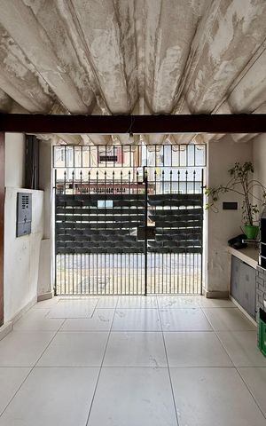 Casa à venda com 101m², 2 quartos e 1 vaga Casa à venda com 101m², 2 quartos e 1 vagaGaragem