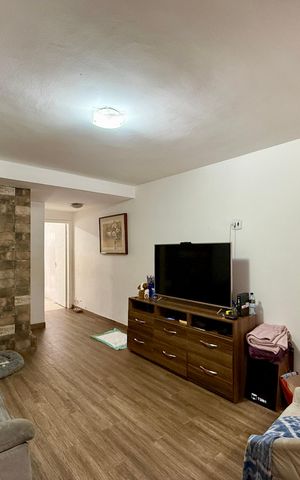Casa à venda com 101m², 2 quartos e 1 vaga Casa à venda com 101m², 2 quartos e 1 vagaSala