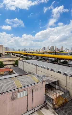 Studio à venda com 24m², 1 quarto e sem vaga Studio à venda com 24m², 1 quarto e sem vagaVaranda - Vista