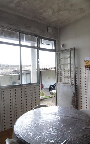 Casa à venda com 360m², 3 quartos e 3 vagasVaranda dos Fundos