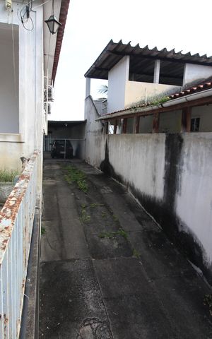 Casa à venda com 360m², 3 quartos e 3 vagasGaragem