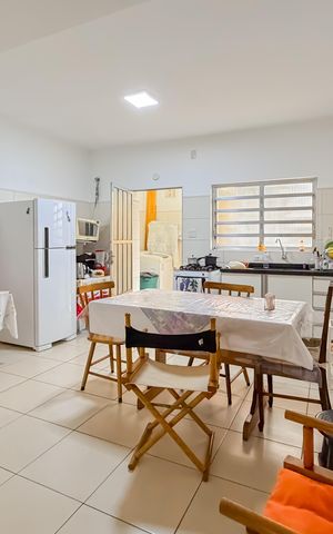 Casa à venda com 100m², 3 quartos e sem vaga Casa à venda com 100m², 3 quartos e sem vagaCozinha