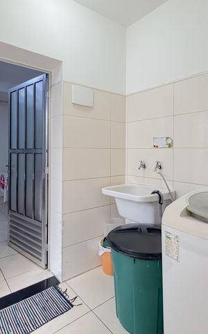 Casa à venda com 100m², 3 quartos e sem vaga Casa à venda com 100m², 3 quartos e sem vagaÁrea de Serviço