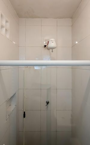 Casa à venda com 100m², 3 quartos e sem vaga Casa à venda com 100m², 3 quartos e sem vagaBanheiro Térreo