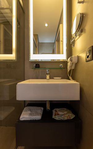 Studio para alugar com 29m², 1 quarto e 1 vaga Studio para alugar com 29m², 1 quarto e 1 vagaBanheiro