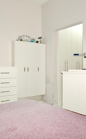 Casa à venda com 200m², 3 quartos e 2 vagas Casa à venda com 200m², 3 quartos e 2 vagasSuíte