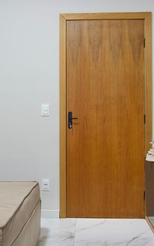 Casa à venda com 200m², 3 quartos e 2 vagas Casa à venda com 200m², 3 quartos e 2 vagasQuarto 1