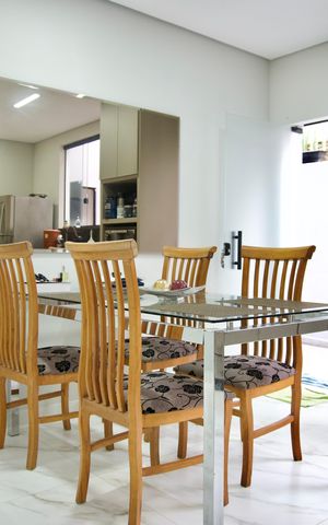 Casa à venda com 200m², 3 quartos e 2 vagas Casa à venda com 200m², 3 quartos e 2 vagasCozinha