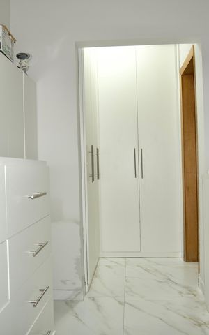 Casa à venda com 200m², 3 quartos e 2 vagas Casa à venda com 200m², 3 quartos e 2 vagasSuíte