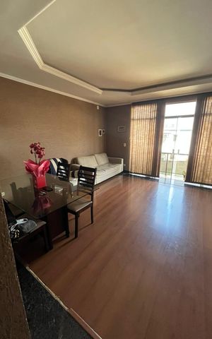 Casa à venda com 175m², 3 quartos e 5 vagas