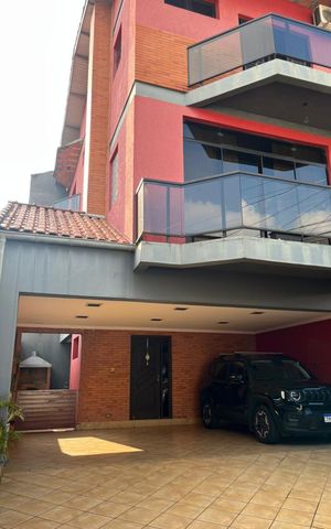 Casa à venda com 175m², 3 quartos e 5 vagas