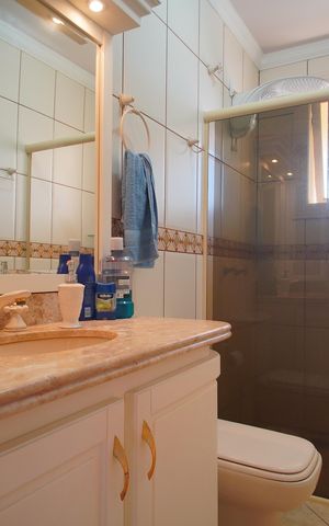 Casa à venda com 267m², 4 quartos e 2 vagasBanheiro
