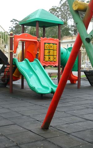 Casa à venda com 127m², 3 quartos e 3 vagasÁrea comum - Playground