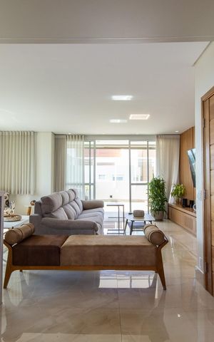 Apartamento para alugar com 215m², 4 quartos e 4 vagas Apartamento para alugar com 215m², 4 quartos e 4 vagasSala