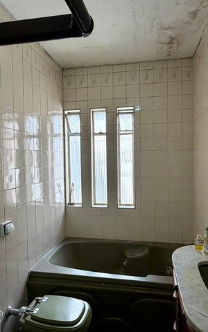 Casa à venda com 380m², 3 quartos e 6 vagas