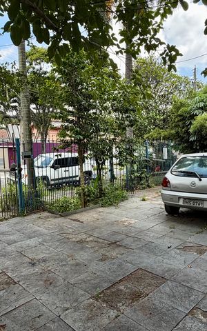 Casa à venda com 380m², 3 quartos e 6 vagas