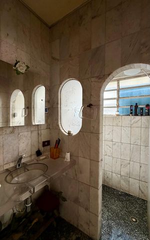 Casa à venda com 380m², 3 quartos e 6 vagas