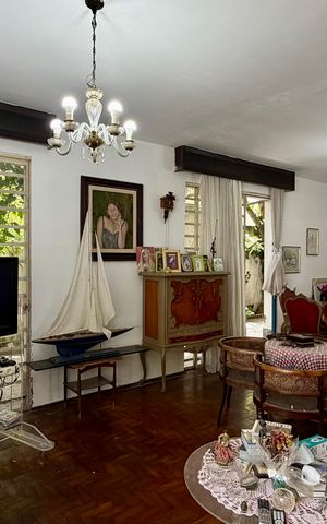 Casa à venda com 380m², 3 quartos e 6 vagas