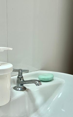 Casa à venda com 378m², 3 quartos e 2 vagas Casa à venda com 378m², 3 quartos e 2 vagasBanheiro Fundos