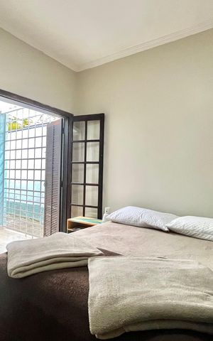 Casa à venda com 378m², 3 quartos e 2 vagas Casa à venda com 378m², 3 quartos e 2 vagasQuarto 2