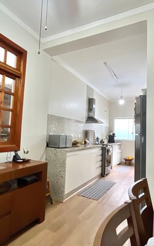 Casa à venda com 378m², 3 quartos e 2 vagas Casa à venda com 378m², 3 quartos e 2 vagasCozinha