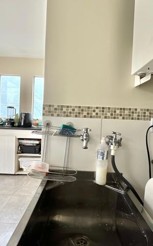 Casa à venda com 378m², 3 quartos e 2 vagas Casa à venda com 378m², 3 quartos e 2 vagasÁrea de Serviço