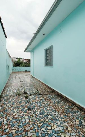 Casa à venda com 104m², 2 quartos e 1 vagaÁrea externa