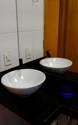 Apartamento à venda com 97m², 2 quartos e 1 vaga Apartamento à venda com 97m², 2 quartos e 1 vagaBanheiro