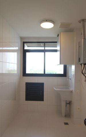 Apartamento à venda com 118m², 3 quartos e 2 vagasÁrea de serviço 