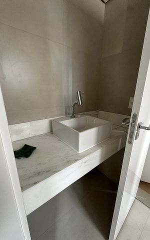 Casa à venda com 120m², 4 quartos e 3 vagas