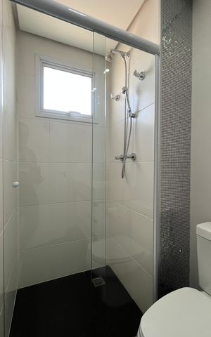 Apartamento à venda com 125m², 3 quartos e 2 vagas Apartamento à venda com 125m², 3 quartos e 2 vagasBanheiro da Suíte 1