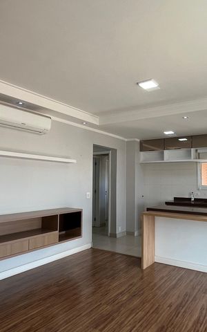 Apartamento à venda com 125m², 3 quartos e 2 vagas Apartamento à venda com 125m², 3 quartos e 2 vagasSala
