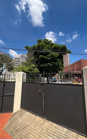 Casa à venda com 327m², 3 quartos e 1 vaga