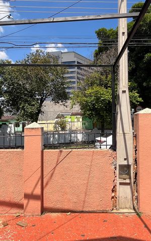 Casa à venda com 327m², 3 quartos e 1 vaga
