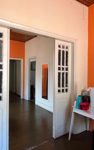 Casa à venda com 327m², 3 quartos e 1 vaga