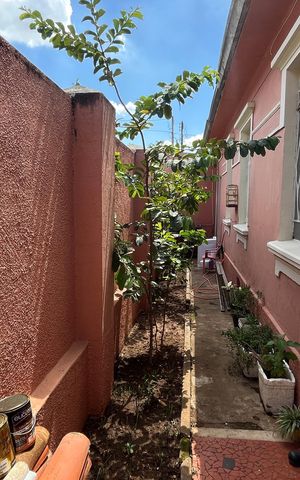 Casa à venda com 327m², 3 quartos e 1 vaga