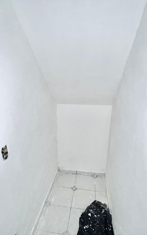 Casa para alugar com 300m², 4 quartos e 2 vagas