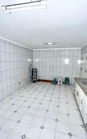 Casa para alugar com 300m², 4 quartos e 2 vagas