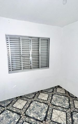 Casa para alugar com 300m², 4 quartos e 2 vagas