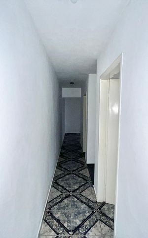 Casa para alugar com 300m², 4 quartos e 2 vagas