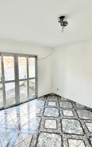 Casa para alugar com 300m², 4 quartos e 2 vagas