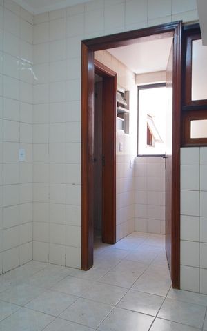 Apartamento para alugar com 167m², 2 quartos e 2 vagasCozinha