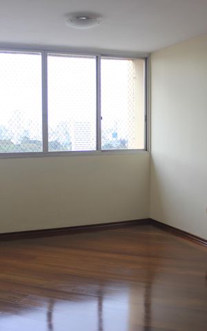 Apartamento à venda com 86m², 3 quartos e 1 vagaSala